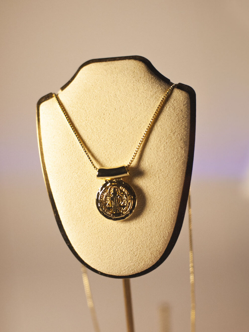 Collar San Benito