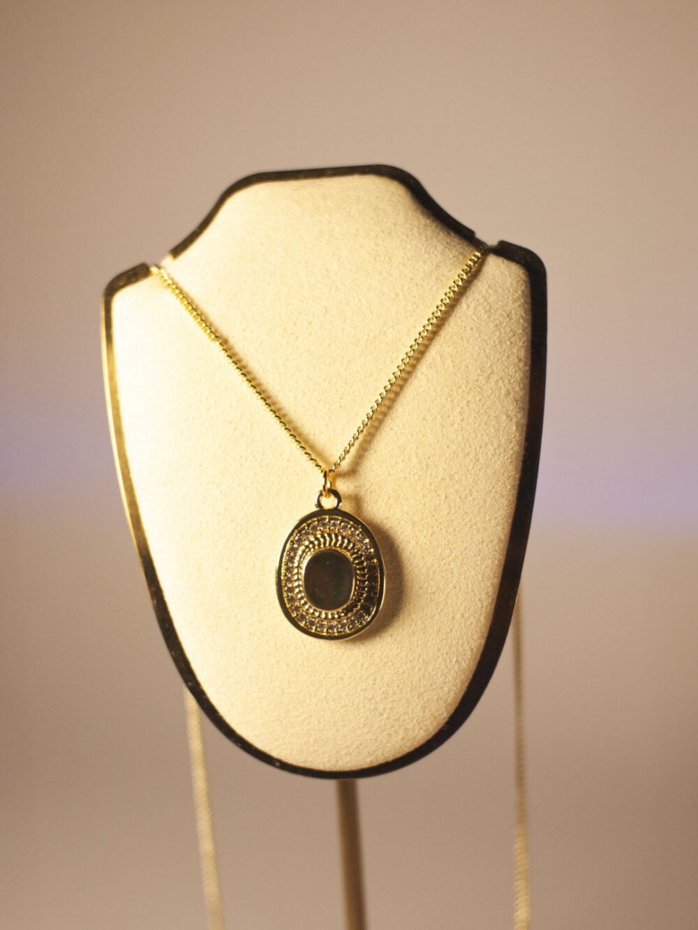 Collar Sombrero Zircones